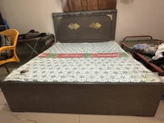 Bed for sale like new