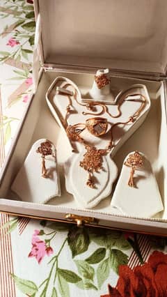 1 tola 7 mashy 4 ratti gold jewelry for sale