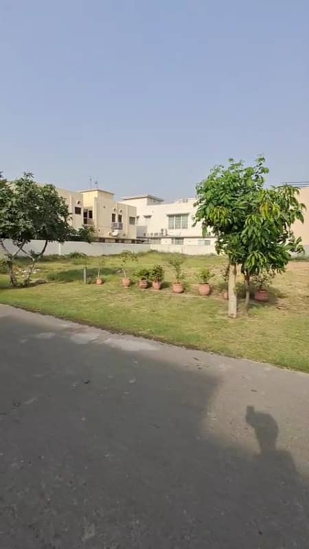 21 Marla All Dues Clear Prime Location Plot 4