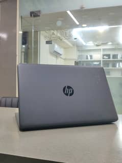 HP 255 G7 NOTEBOOK  AMD Radeon