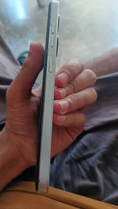 Assalamualaikum Bahi Jan mobile all ok ha 10/10 condition ha no open