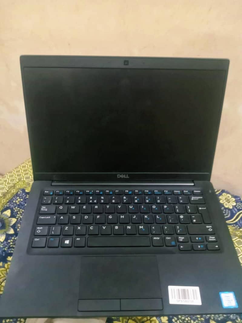 Dell latitude 7390 core i7 8th generation 8 GB RAM DDR4 256 GB SSD 0