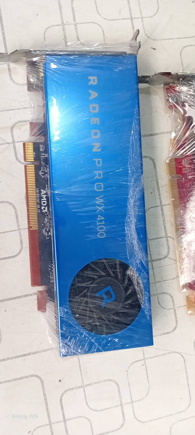 AMD RADEON | Pro WX 4100 | Ddr5 128bit 0
