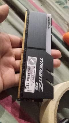 G. SKILL Trident Z RGB 8GB DDR4 3200MHz Desktop RAM | Like New