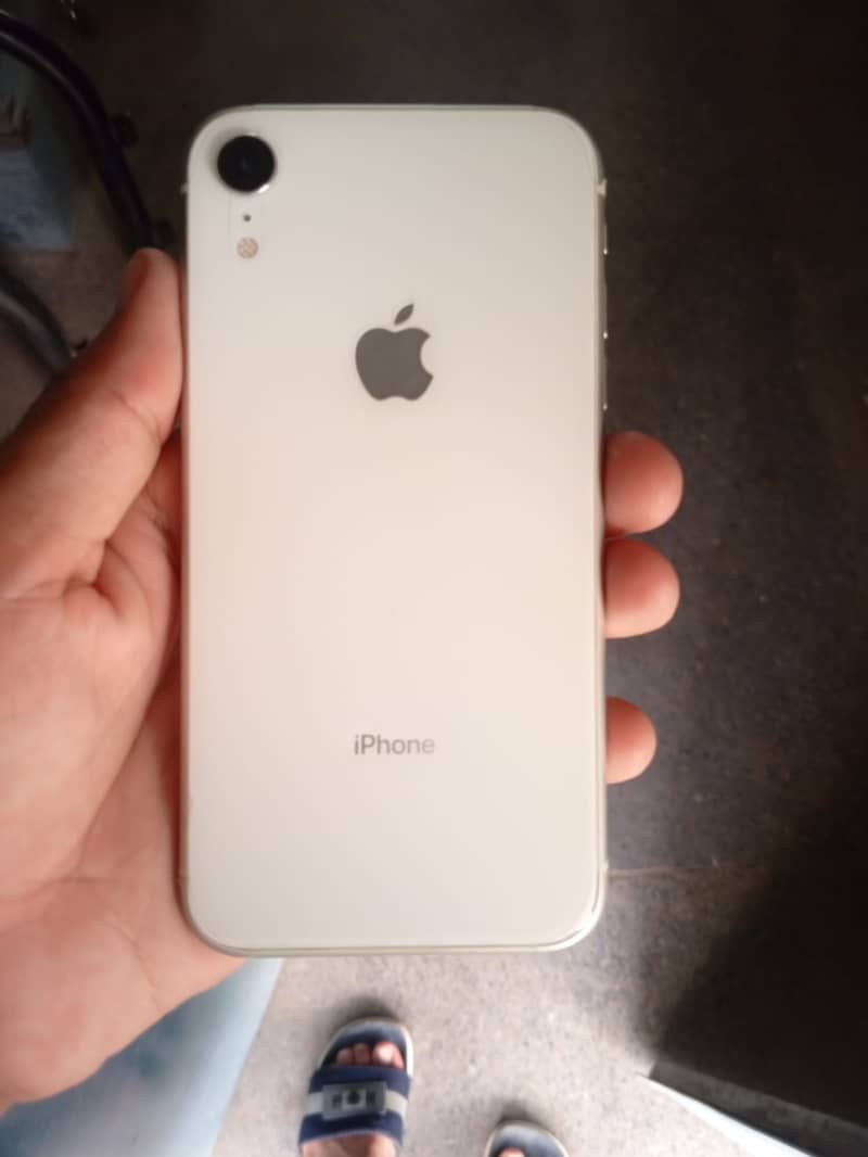 Iphone xr pta approve single plus esim 10/10 condition 78% health 1