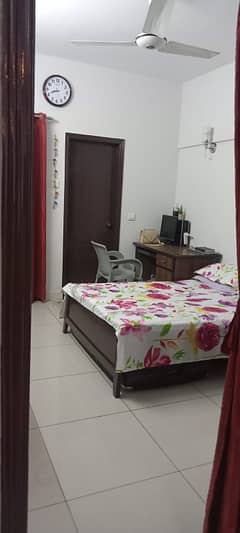 Urgent Sale 3 Bed Drawing Lounge Flat In Saima