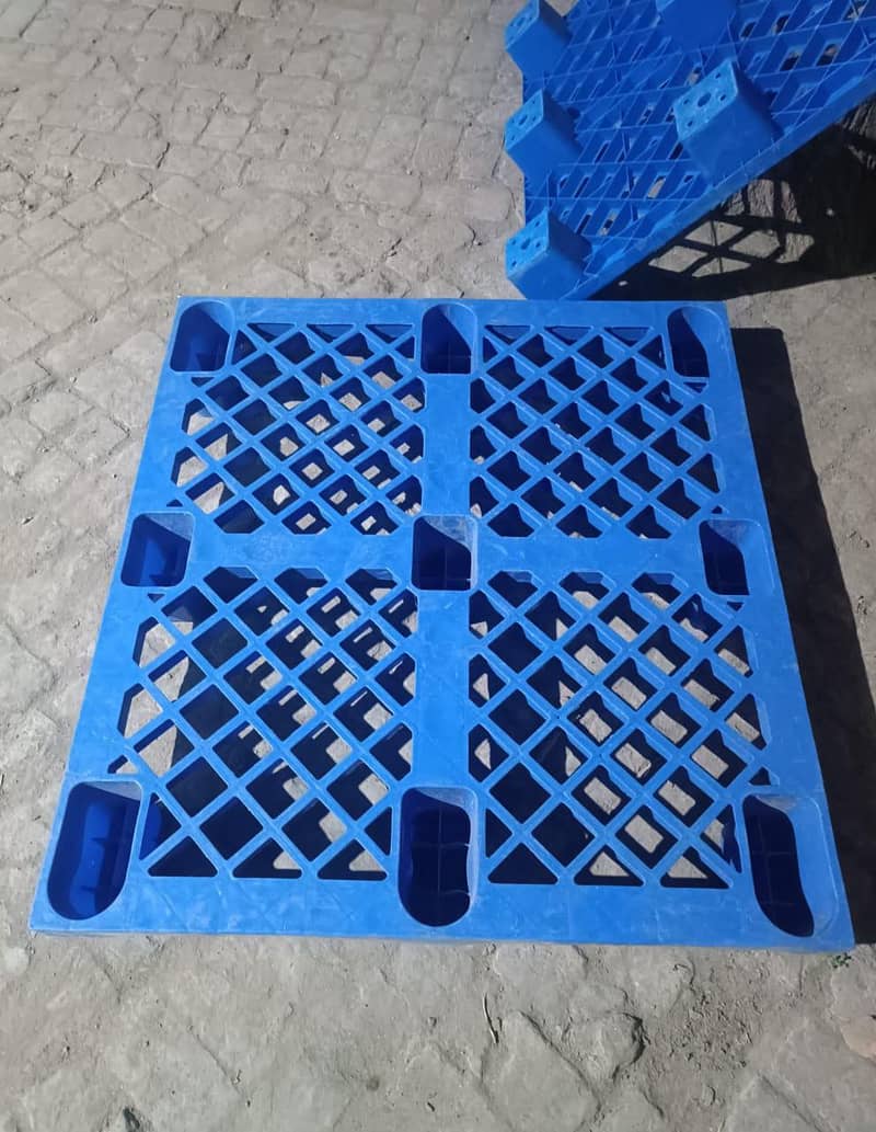 plastic pallet 1