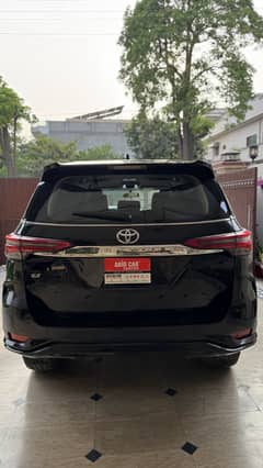 Toyota Fortuner V 2018 push start