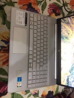 HP 15s-dy2095wm - 11 Gen, 8 GB RAM, 256 GB SSD - With box