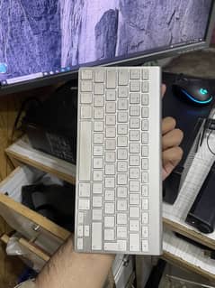 Apple magic 1 keyboard bluetooth