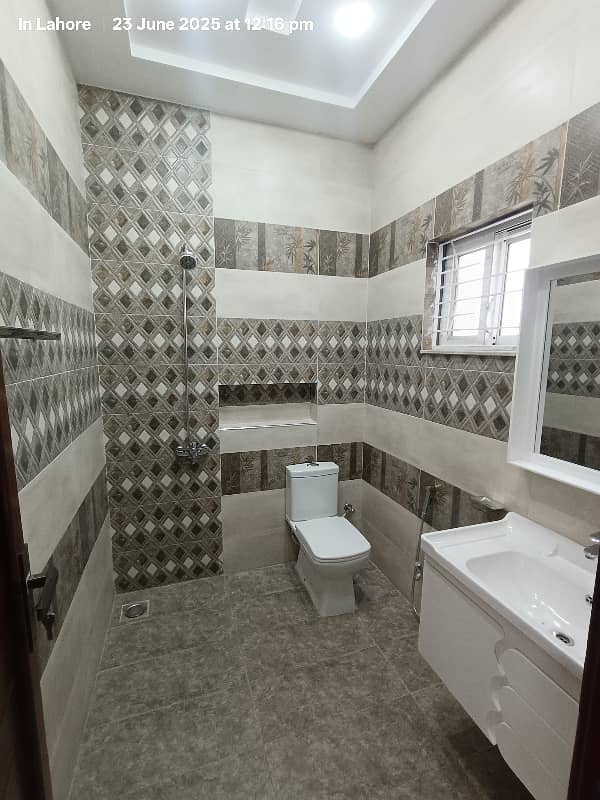 10 Marla double story house for sale in OPF C block block 2