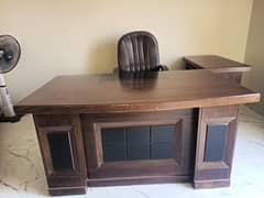 Executive Office Table with Side Table