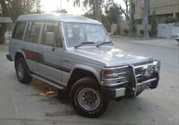 Mitsubishi Pajero Front Grill