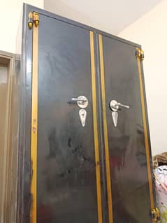 Heavy Duty Metal Almirah / Steel Wardrobe – Double Door with Locks