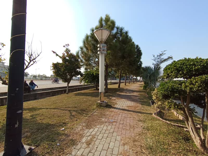 Prime Location! 9 Marla Plot on 120 Ft Boulevard | Ready to Build | Front Back Open 10