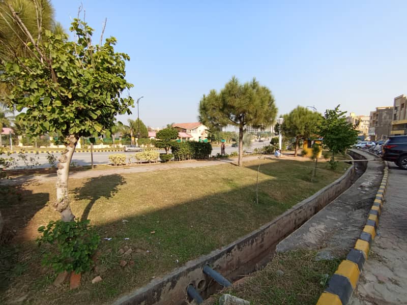 Prime Location! 9 Marla Plot on 120 Ft Boulevard | Ready to Build | Front Back Open 14