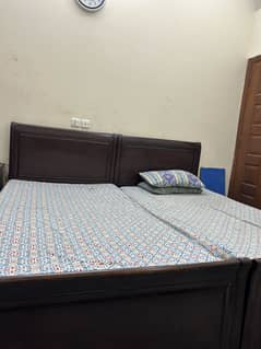 Single bed without mattress