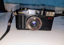 YASHIKA MF-2 SUPER DX Camera