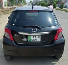 vitz 2012 import 2015 , urgent sale