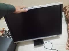 Dell core i5 6th generation 4 gb ram 128 SSD with 22 inches LCD screen