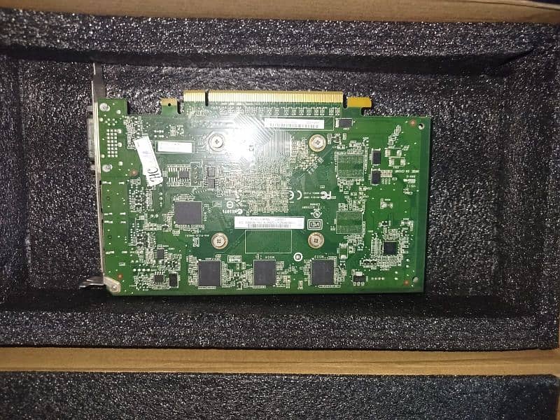 Nvidia quadro 2000 1gb ddr5 1