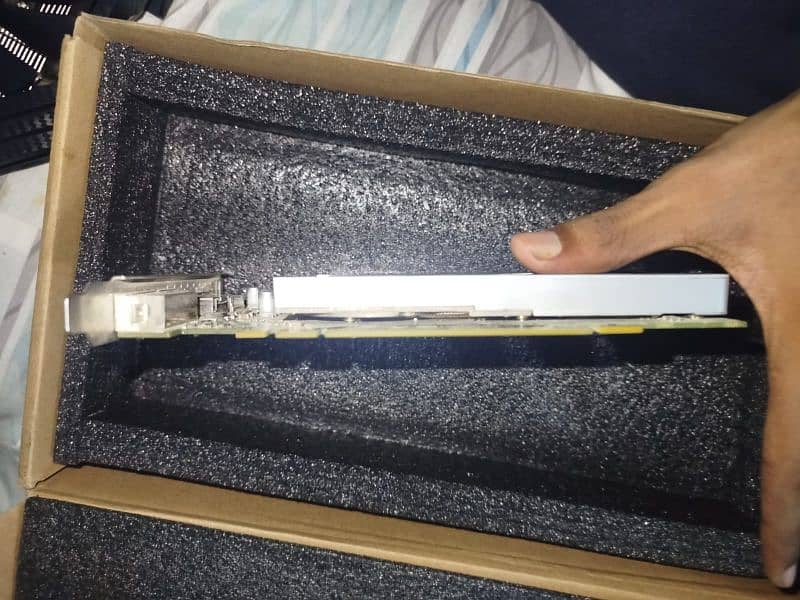 Nvidia quadro 2000 1gb ddr5 3