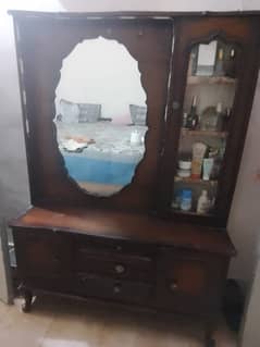 Singhaar Table