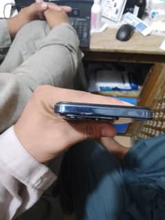Infinix hot 40i 4+4 128gb