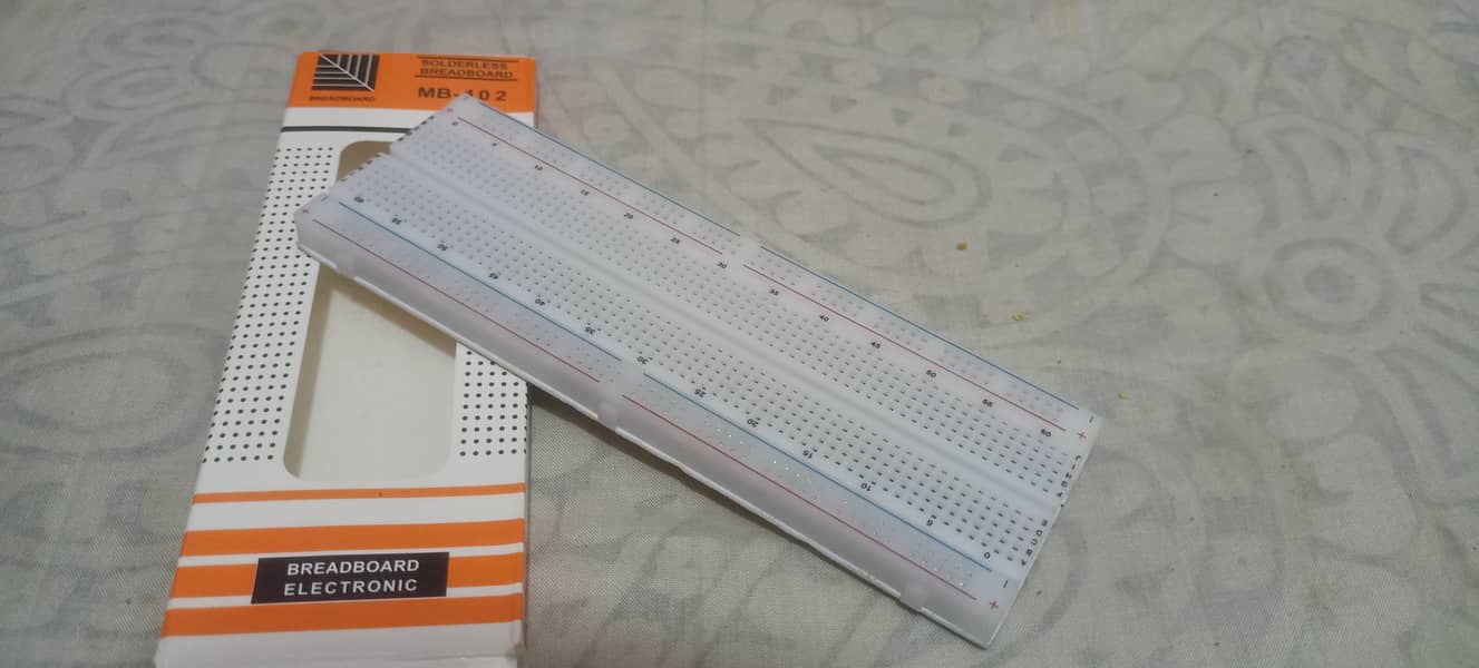 Breadboard 830 Points Solderless Prototyping Circuitboard High Quality 2