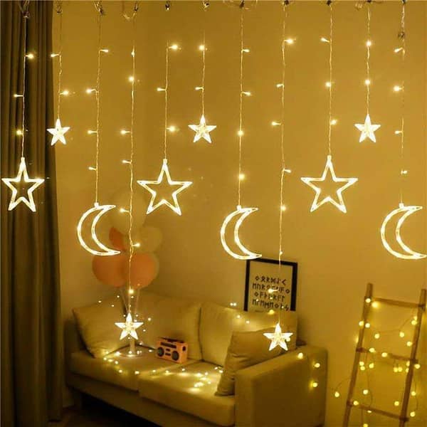 2.5M MyleCart LED Moon and Star Curtain Lights for Christmas and Weddings - 138 Fairy Lights with 8 Different Lighting Modes