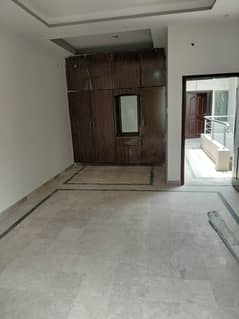 6 Marla Double story house for Rent (Near Abid Road)