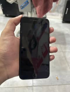 iphone 7plus 256GB pta approved with box.