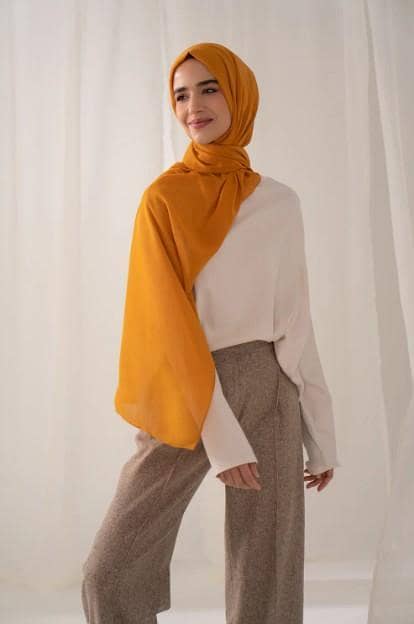 YUMNAS Chiffon Georgette Hijab Scarf - Lightweight, High-Quality Scarf for Girls and Women