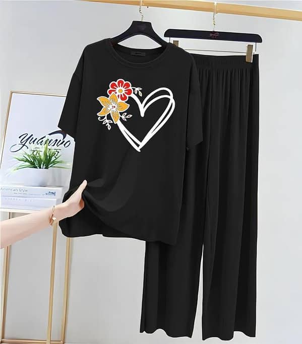 Women's Nightwear Set: Girls' Pajama and T-Shirt Sleepwear, Comfortable Loungewear for Summer and Winter