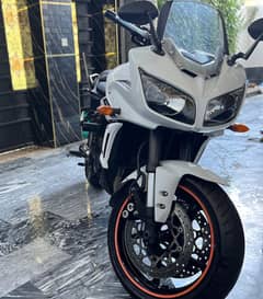 recently arrived from  border Yamaha fazer fz1 super bike 2011  1000cc