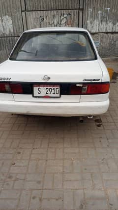 Nissan Sunny 1990