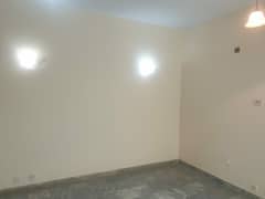 6marla house available for rent in dha phase 5 Lahore