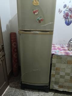 Dawlance fridge for sale