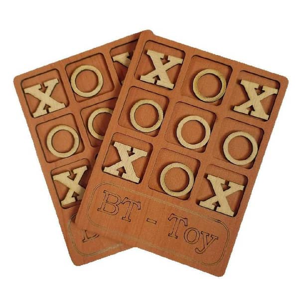 Wooden Tic Tac Toe Game - Classic X and O Board with 10 Wooden Pieces