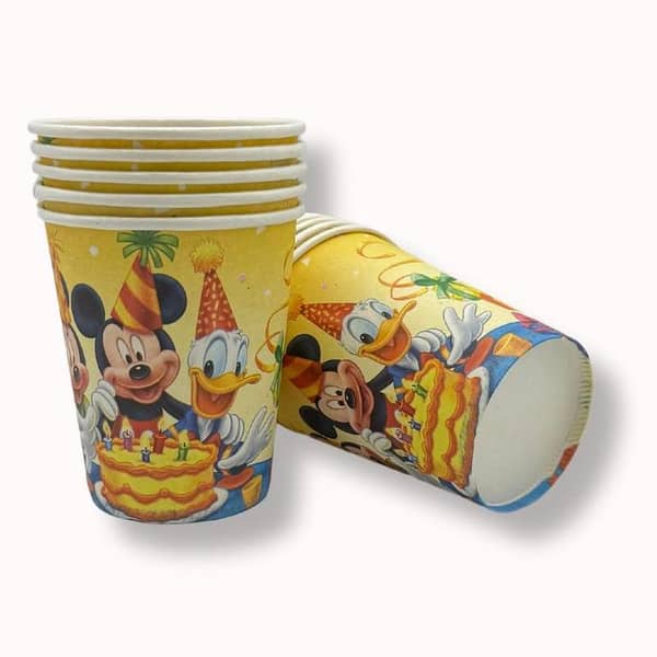 Mickey Family Paper Cups - 10-Pack Featuring Mickey, Minnie, and Donald for Your Next Celebration