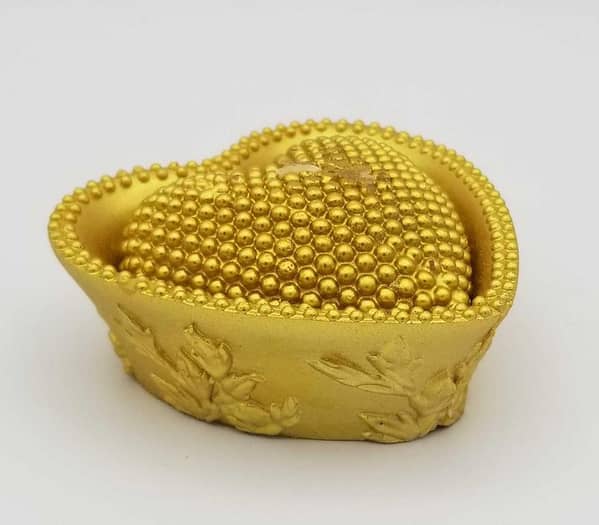 Golden Heart Shaped Candle for Celebrations - 4.2 Inch Wax Design