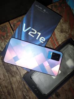 Vivo v21e With complete box