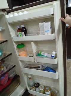 refrigerator in good condition 12 cubic Dawlance