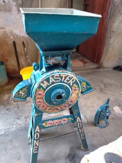 Flour machine atta chakki