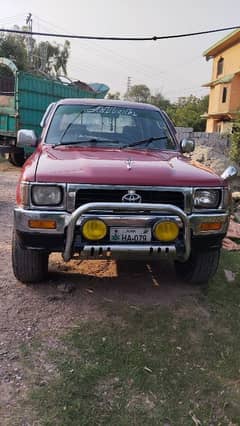 Toyota Hilux 1989