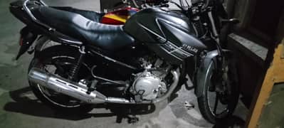 Yamaha YBR 125 2015