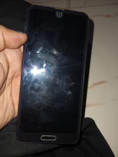 Aquos r2