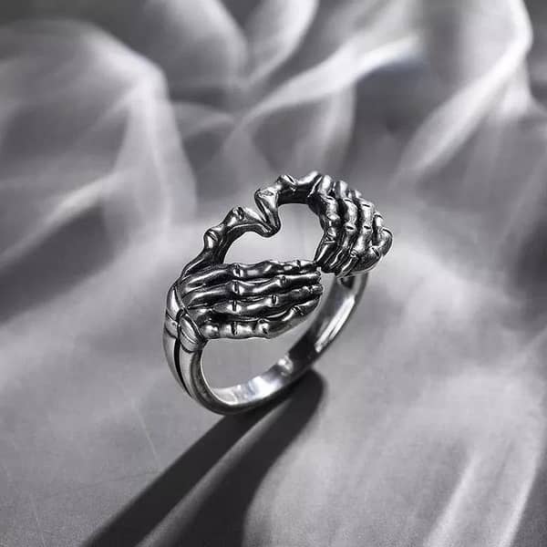 Skull Zombie Hand Heart Couples Ring