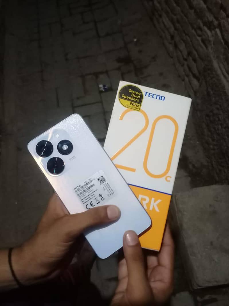 Tecno spark 20c 4/128 with box 0