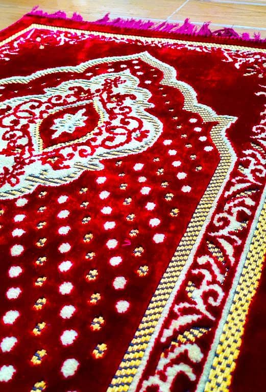 Mehrab Design Janamaz - Traditional Muslim Prayer Rug